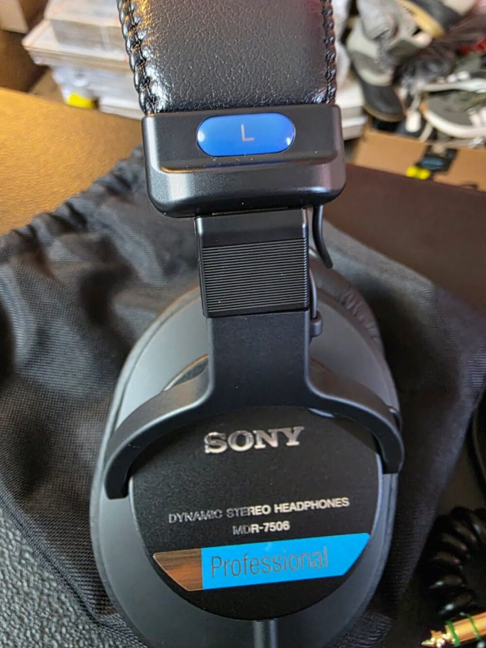 Sony MDR-7506 Headphones | Closed-Back, NEW 🎧